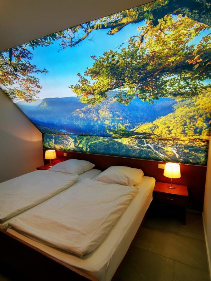 Park Apartment *